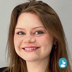 Samantha, Nail Technician at OYESPA