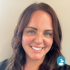 Tiffany, Cosmetologist at OYESPA